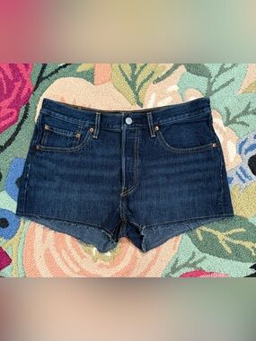 Levi’s 501 denim shorts, size 30